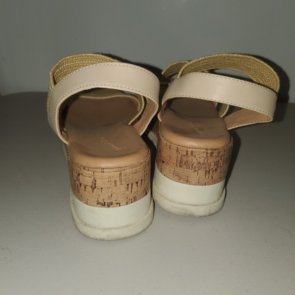 Universal Thread Tan Platform Double Strap Sandal… - image 3